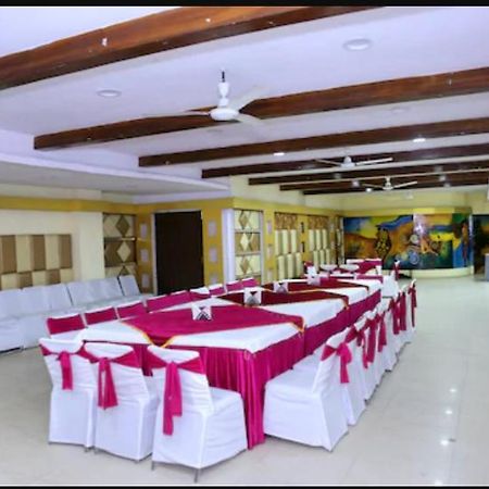 Hotel Ng Paradise Jagādhri エクステリア 写真