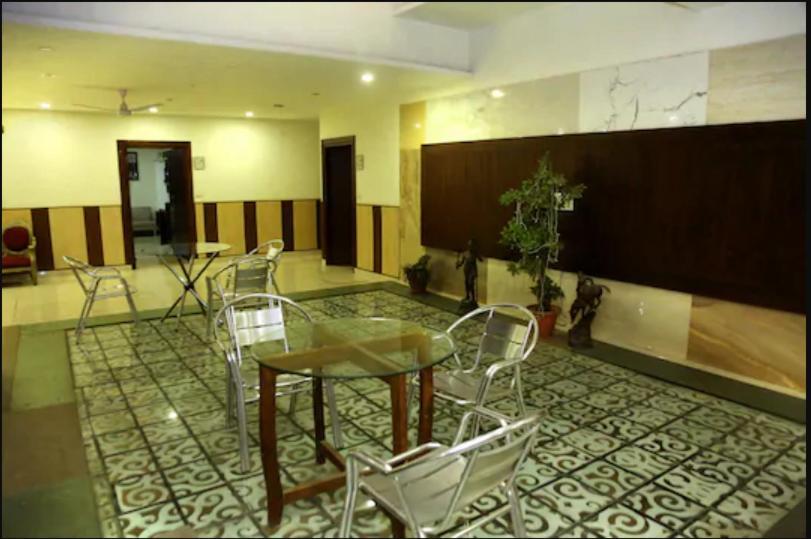 Hotel Ng Paradise Jagādhri エクステリア 写真